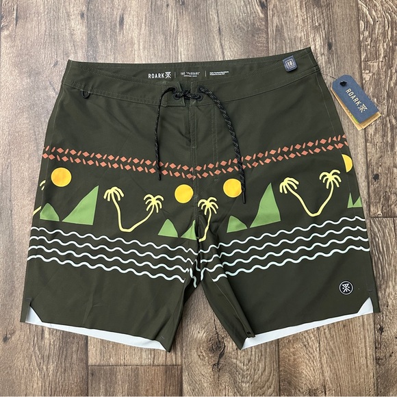 Roark Men’s Passage Primo 18” Island Time Boardshorts Khaki Surf Size 34